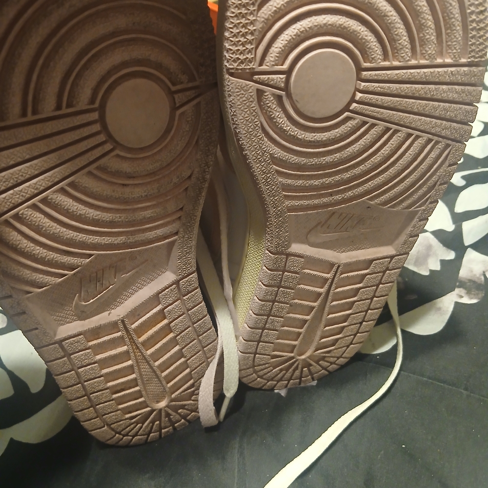 Nike Women’s High-Top Sneakers in Light Pink & White - Picture 9 of 11